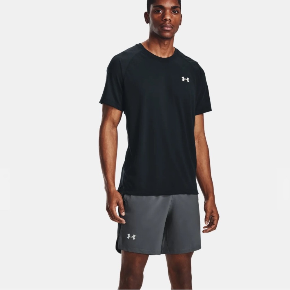 UNDER ARMOUR MEN'S 7" LAUNCH SHORTS BLACK - XL